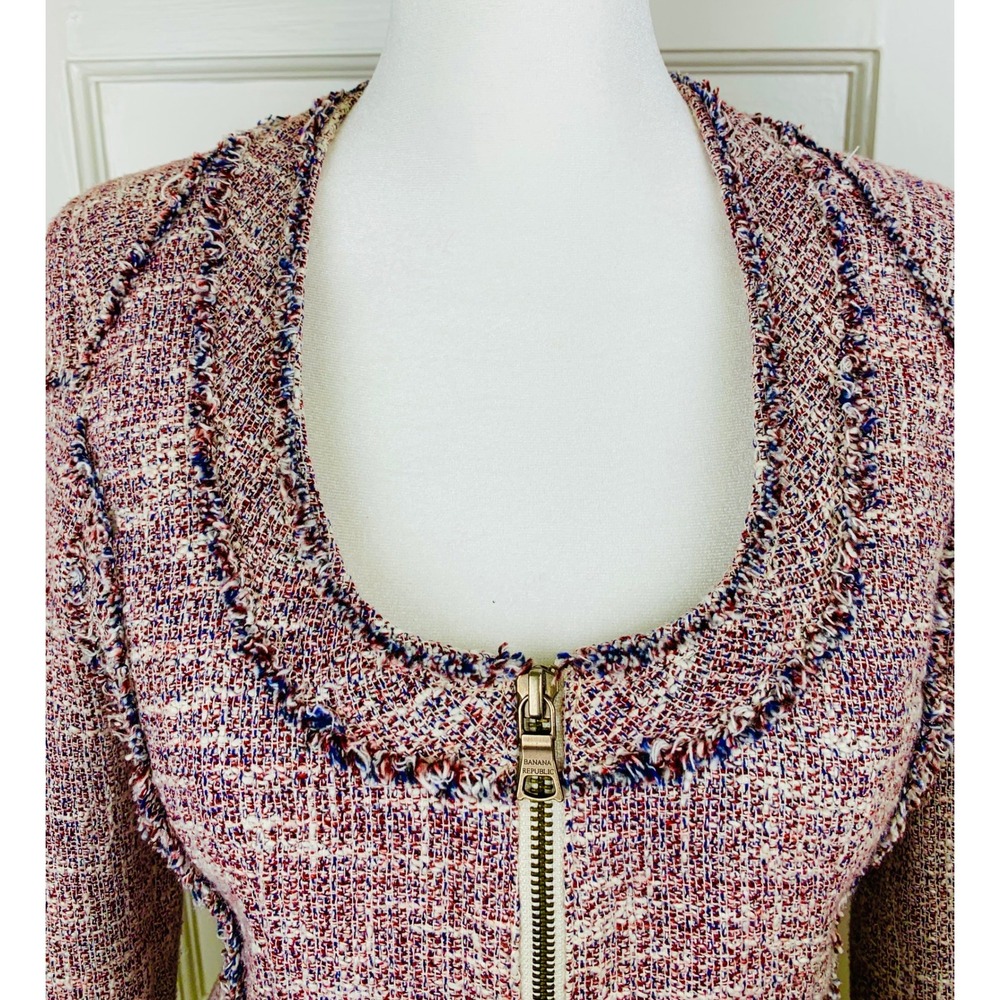 Banana Republic Frayed‎ Boucle Tweed Zip Front Linen Blend Cropped Jacket / 2 - Picture 2 of 16